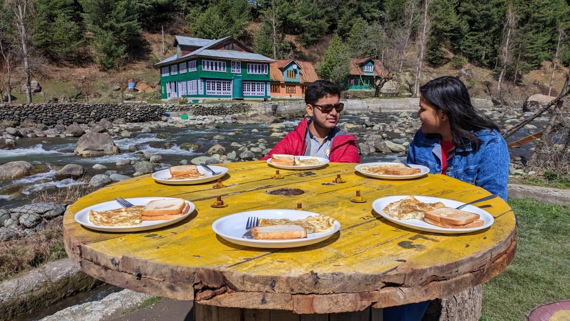 New Relax Inn, Pahalgam, 2 Km From Lidder Valley Exteriér fotografie