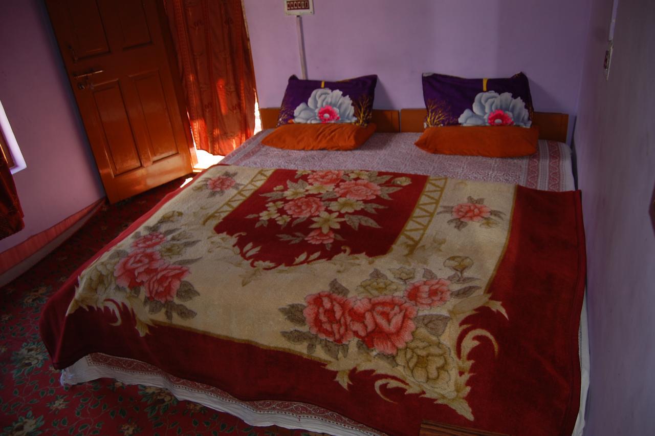 New Relax Inn, Pahalgam, 2 Km From Lidder Valley Exteriér fotografie